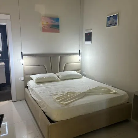 Sea View Apartment *